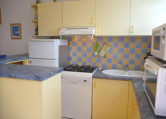 Maison Avec Piscine, Tennis, Petanque, Parking Et Proche - Fr-1-387-171 Marseillan (Herault)